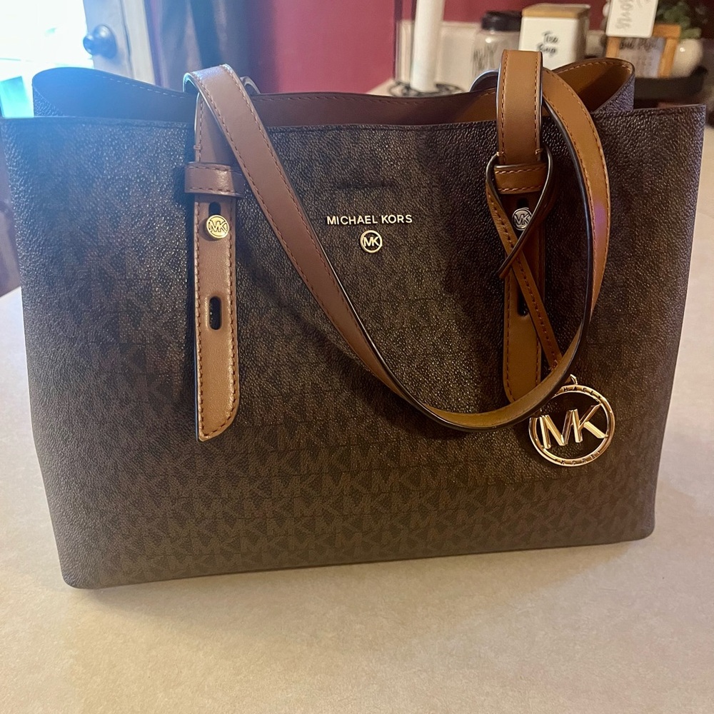 Michael Kors Medium Logo Tote